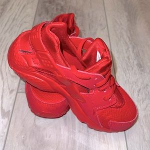 Kids Nike Huarache Run Gym Shoes